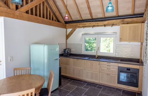Jurbise Chalet De Ski | Forest cottage on quiet estate. Close to Pairi Daiza Shape Google Jurbise - Mons