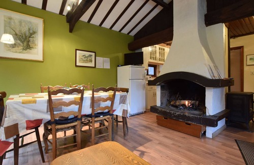 Bouillon Chalet De Ski | Detached Chalet in Lovely Hiking Region