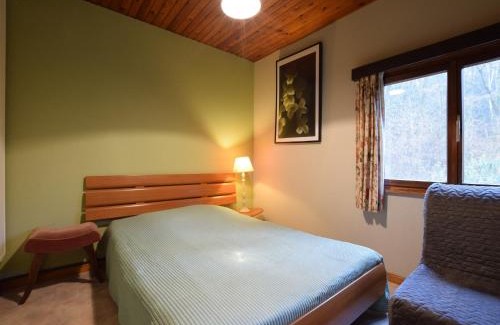 Bouillon Chalet De Ski | Forest Cottage with Ponds