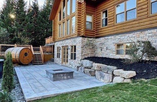 Fiddler Lake Resort Chalet De Ski | Duc #83 - chalet de bois rond avec spa, sauna et piscine privée