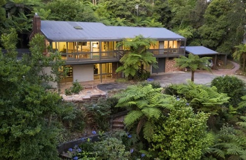 Menzies Creek Maison | Forest Hideaway Puffing Billy Railway