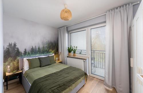 Debniki Appartement | Forest House by Cozyplace