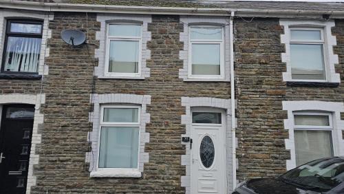 Port Talbot Maison | Forest Retreat Log Burner Dog Friendly Wifi