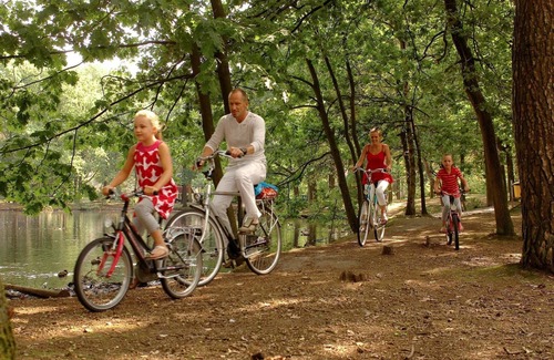 Municipality of Geldrop-Mierlo Maison | Belle tente safari avec cuisine, à 12 km. depuis Eindhoven