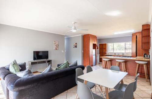 Muldersdrift Maison | Forest View Cottage