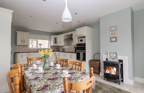 Lavally Cottage | Forest View