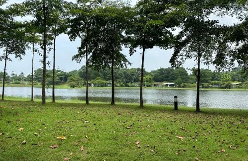 Ngoc Quang Villa | Forest Villa Dai Lai Resort 15