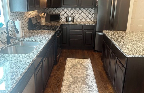 Belle Mead Maison | Forest Wonderland Sanctuary-Private, Gourmet Kitchen, Fire-pit and Jacuzzi tub