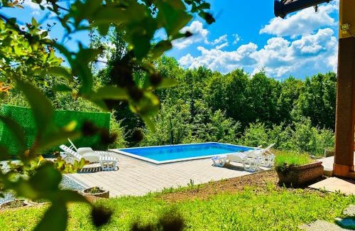 Tuzla Canton Maison | Foresta Home