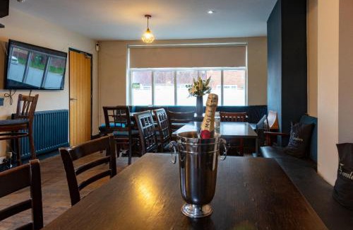 Warwick Maison | Foresters arms