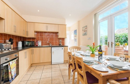Sheringham Appartement | Foresters - sleeps 6 guests, Sheringham