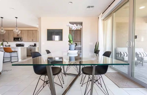 Casa Grande Maison | Forget your worries in this spacious and serene space.