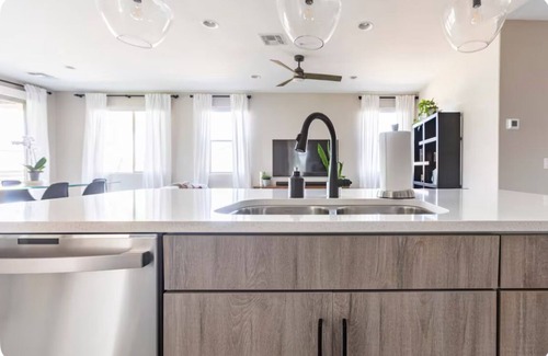 Casa Grande Maison | Forget your worries in this spacious and serene space.