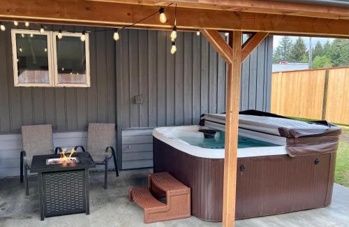 Forks Maison | Forks Cedar House