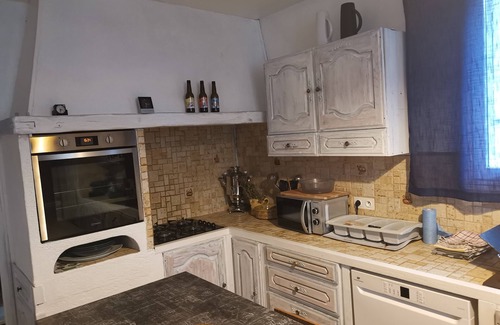 Cabrieres Maison | Ancien prieuré au coeur de l'hérault jusqu'à 10 personnes