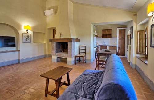 Castelnuovo Berardenga Appartement | Fornacino 3 - Location de vacances avec piscine sur les collines du Chianti, Toscane