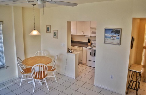 Central Beach Maison | Fort Lauderdale Yacht and Beach Club 416