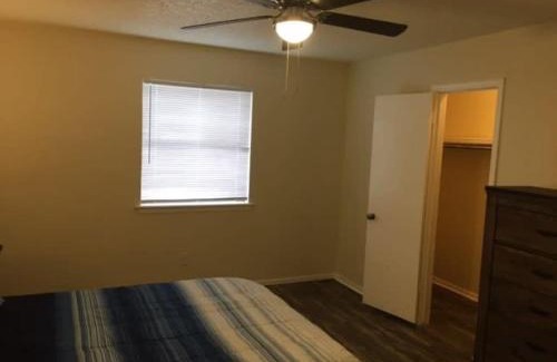 Lawton Appartement | Fort Sill visitor entrance half a mile