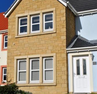 Kilrenny Appartement | Forth View- stylish upper apartment with sea views