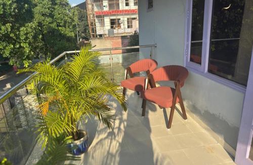 Noida Appartement | Fortune Home Service Apartment 3BHK, E-46,Sector 72, Noida