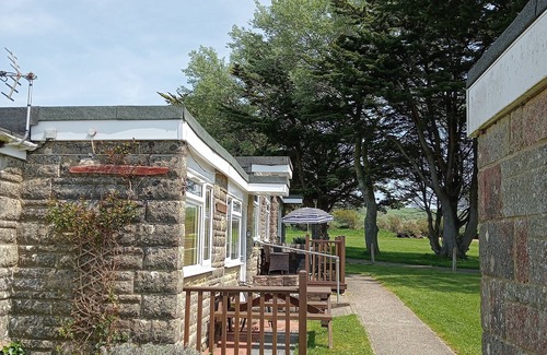 Sandown Chalet De Ski | Fossils Reach: Comfy, dog friendly, and with superfast broadband