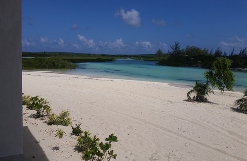 New Bight Maison | Bienvenue au plus récent développement de luxe des maisons résidentielles des Bahamas.