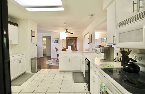 Fountain of the Sun Maison | Fountain of the Sun Gem: 2BR House w/Patio