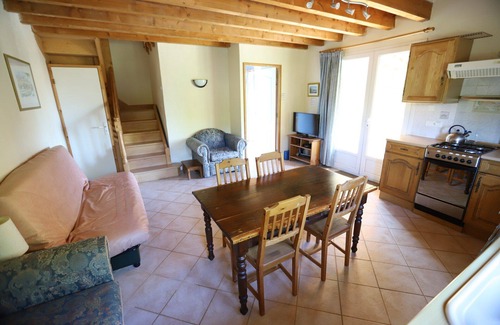 Limbrassac Cottage | Quatre cottages indépendants dans un ancienne ferme, avec piscine – ‘Languedoc’