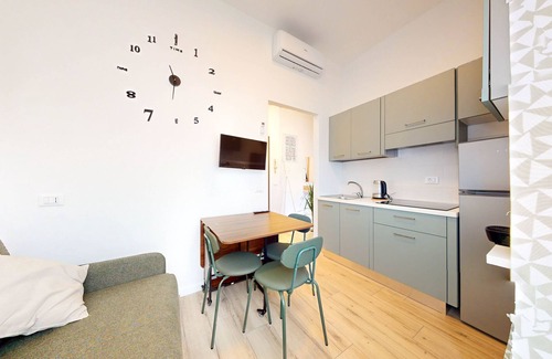Crescenzago Appartement | Four stops from the center of Milan, you will have all the comforts of home!