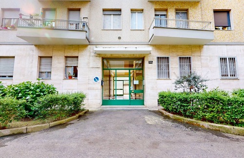 Crescenzago Appartement | Four stops from the center of Milan, you will have all the comforts of home!