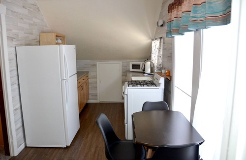 Tavares Appartement | Fox Haven Apt #2 Upstairs 1 Bedroom Apartment