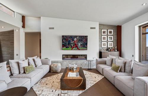 Fort McDowell Maison | Fox Suite - Downtown Views - 12 South