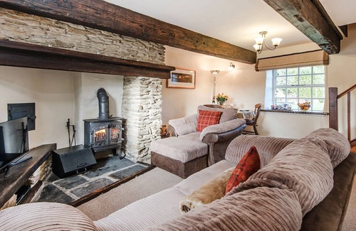 Boncath Cottage | Foxglove Cottage - sleeps 2 guests in 1 bedroom