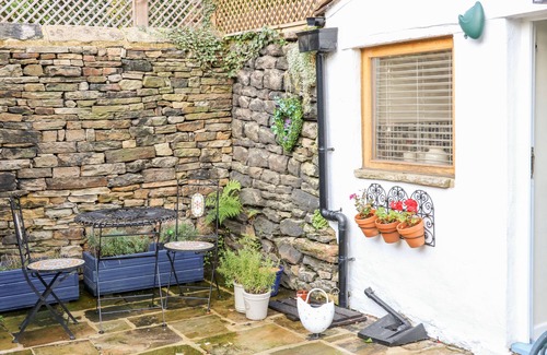 Kildwick Cottage | Foxglove, CROSS HILLS