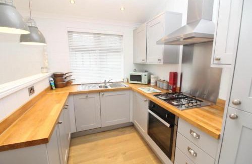 Westmarsh Cabine | Foxhunter Park Luxury Lodge