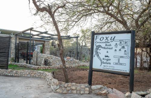 Marloth Park Cabine | Foxy Crocodile Bush Lodge & Kruger Safari's - No Loadshedding