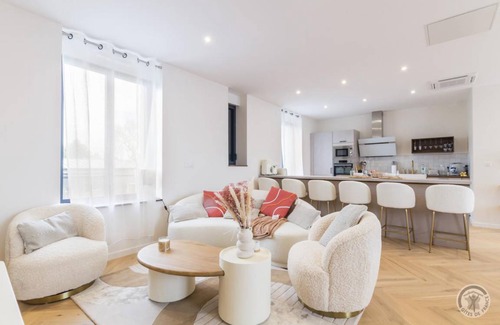 Pontorson Maison | 126 m² Gîte ∙ 2 chambres ∙ 4 personnes