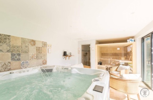 Pontorson Maison | 126 m² Gîte ∙ 2 chambres ∙ 4 personnes