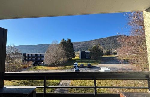 Autrans-Meaudre-en-Vercors Appartement | Appartement rénové avec balcon, proche centre et pistes, parking, 5-7 pers, Résidence Les Éperouses