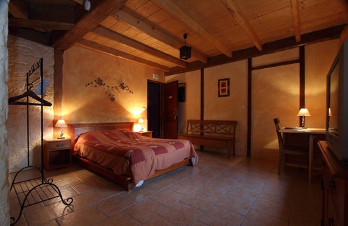 Beaujeu-Saint-Vallier-Pierrejux-et-Quitteur Maison | Le Domaine des Papillons