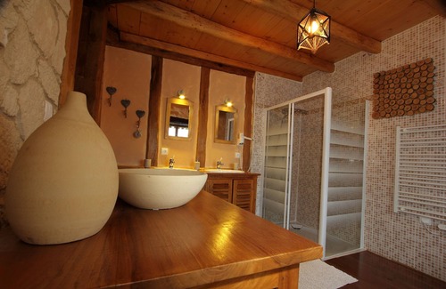 Beaujeu-Saint-Vallier-Pierrejux-et-Quitteur Maison | Le Domaine des Papillons
