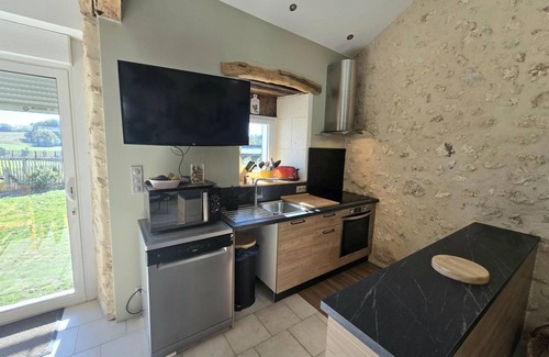 Brantome-en-Perigord Cottage | Gîte cosy avec piscine partagée et wifi à Brantôme