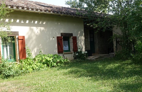 Castelnau-Montratier-Sainte-Alauzie Maison | Gîte Rural Pour 14 Personnes Avec Piscine Privée.