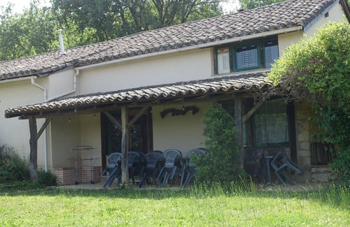 Castelnau-Montratier-Sainte-Alauzie Maison | Gîte Rural Pour 14 Personnes Avec Piscine Privée.