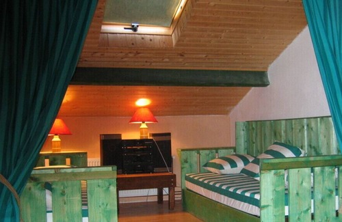 Castelnau-Montratier-Sainte-Alauzie Maison | Gîte Rural Pour 14 Personnes Avec Piscine Privée.