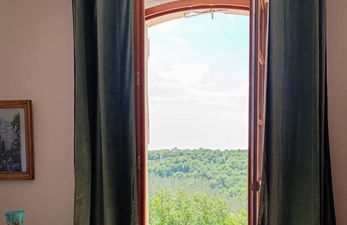 Castelnau-Montratier-Sainte-Alauzie Maison | In the heart of a Bastide