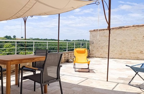Castelnau-Montratier-Sainte-Alauzie Maison | In the heart of a Bastide