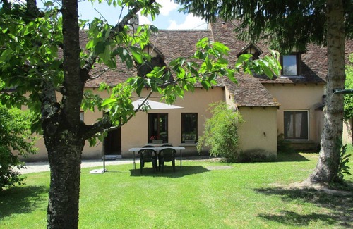 Rosnay Cottage | Gîte typique avec étang privé, linge et ménage inclus, Wi-Fi et animaux gratuits