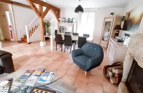 La Chapelle-Saint-Martin-en-Plaine Maison | Maison charmante à La Chapelle-Saint-Martin-en-Plaine avec jardin