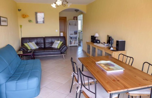 Les Lecques Appartement | Les Vignes by Interhome